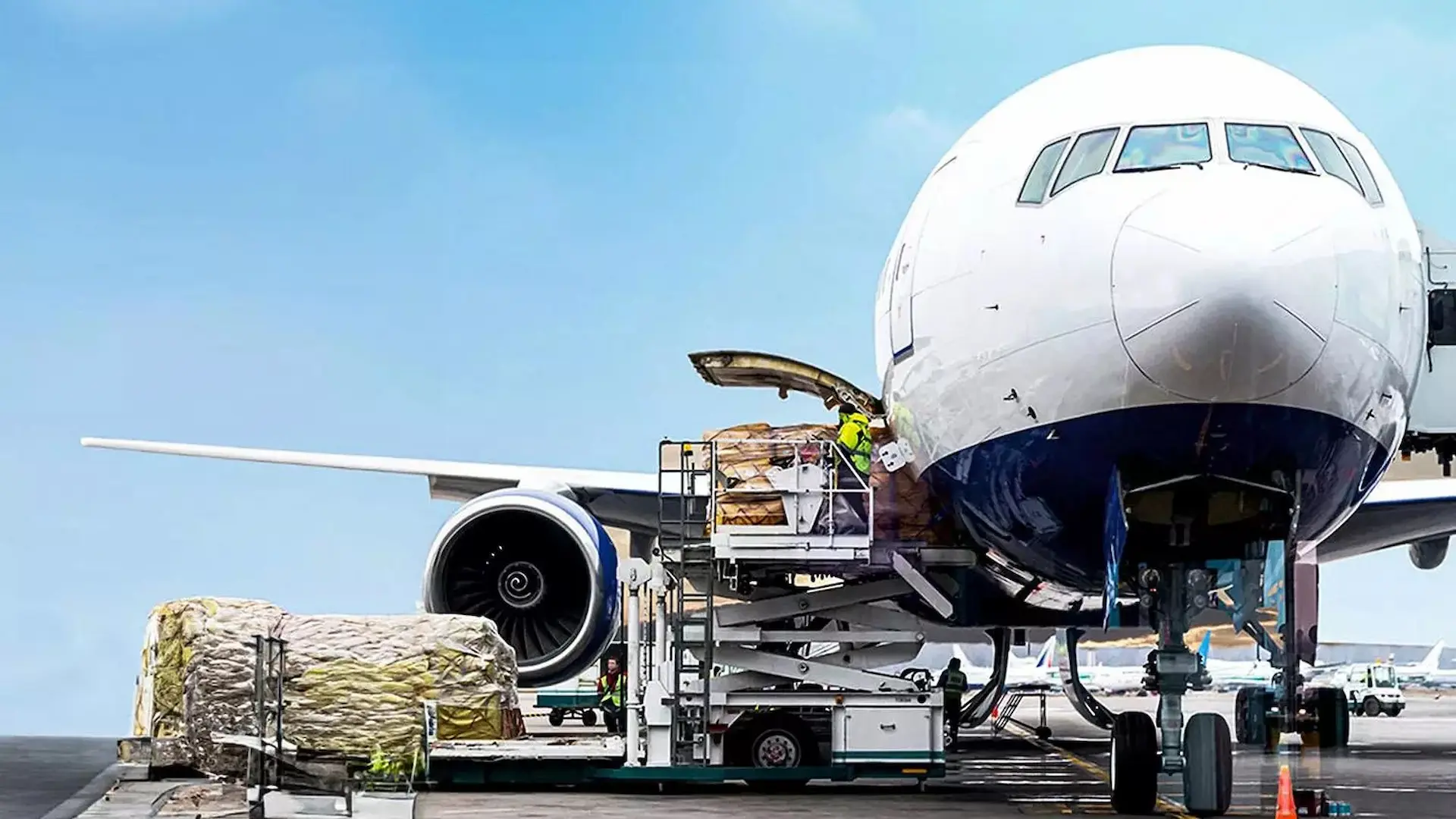 الشحن الجوي