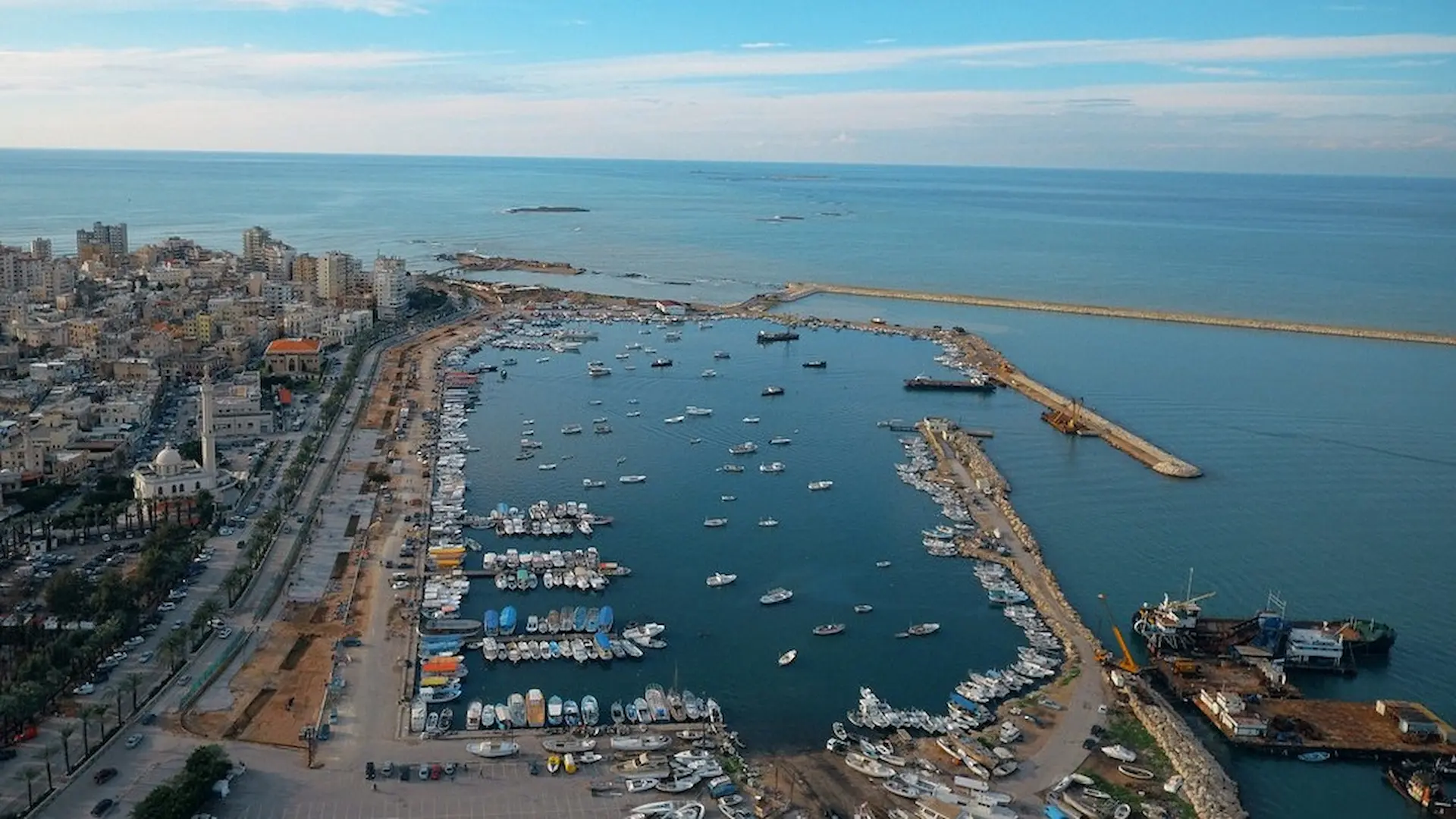 شحن الى طرابلس لبنان مع زمزم إكسبريس