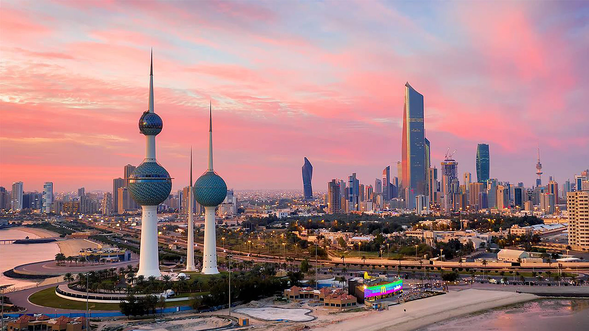 شحن من دبي الى الكويت